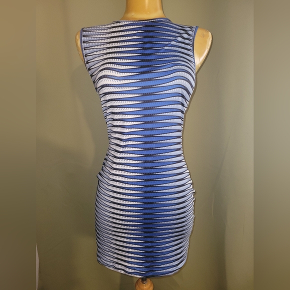 Mini skirt - Picture 1 of 2